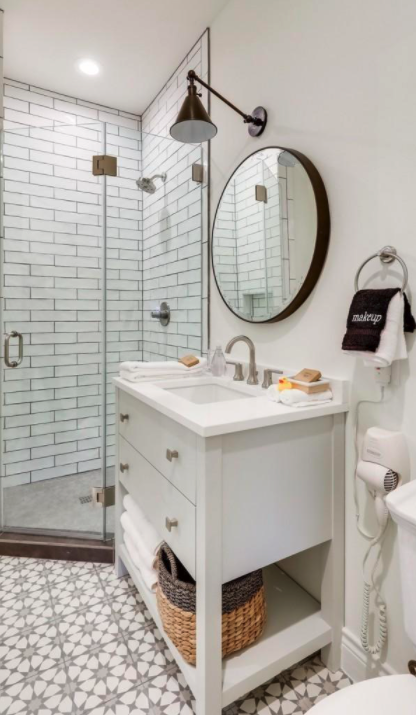 Hideaway Manor - Image 18